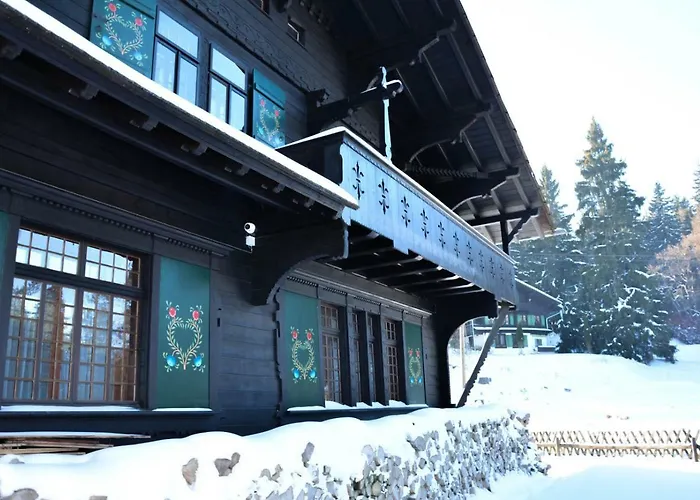 Forstamt Glatzen 아파트 마리안스케 라즈네